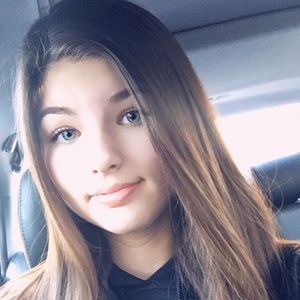 Meet your Posher, Jillian